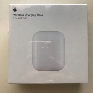 BRAND NEW Apple AirPod Wireless Charging Case